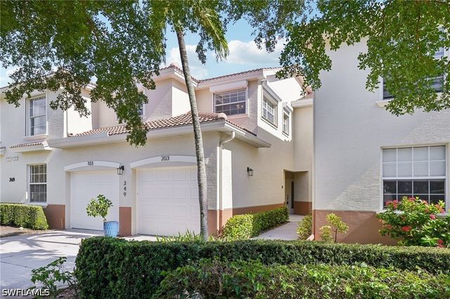 349 Dover PL 203, Naples, FL 34104