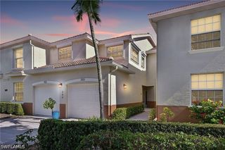 349 Dover PL 203, Naples, FL 34104