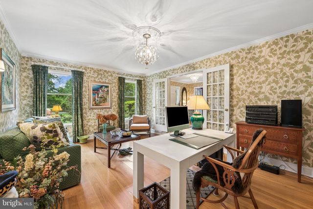 24 MEADOW LN, Pennington, NJ 08534