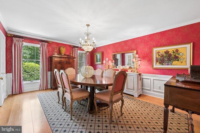 24 MEADOW LN, Pennington, NJ 08534