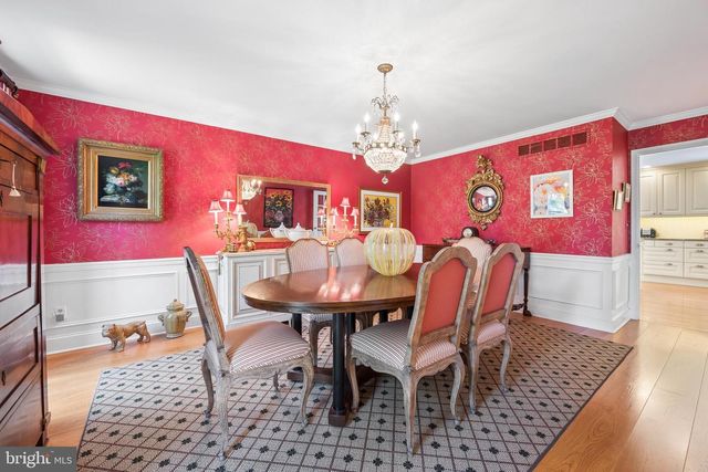 24 MEADOW LN, Pennington, NJ 08534