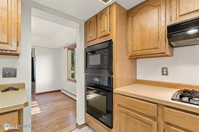 17350 Toakoana Drive, Eagle River, AK 99577
