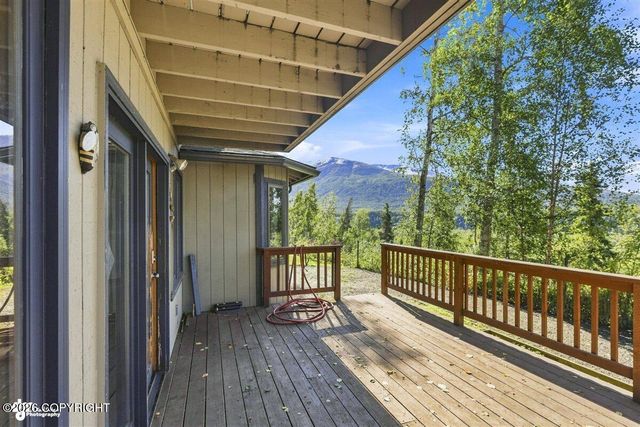 17350 Toakoana Drive, Eagle River, AK 99577