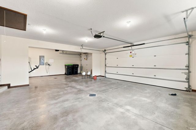 14131 Nepeta Trail, Fort Wayne, IN 46845