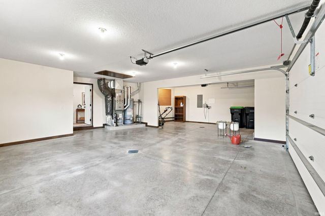 14131 Nepeta Trail, Fort Wayne, IN 46845