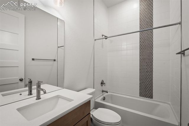 17242 Alsike Clover Court, Monument, CO 80132