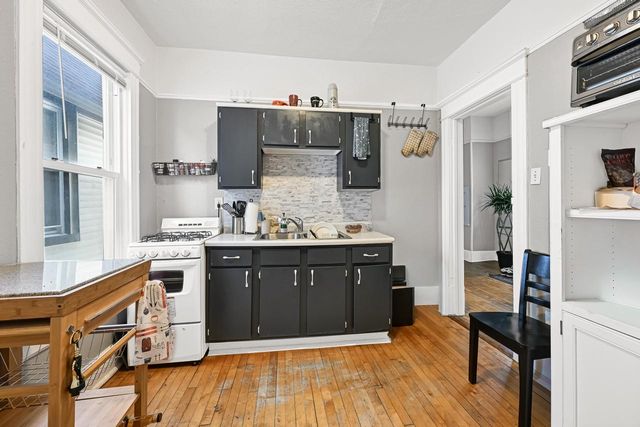 2531 N Murray AVENUE, Milwaukee, WI 53211