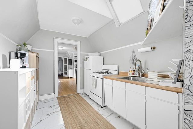 2531 N Murray AVENUE, Milwaukee, WI 53211