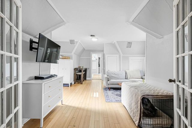 2531 N Murray AVENUE, Milwaukee, WI 53211