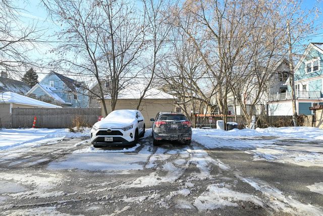 2531 N Murray AVENUE, Milwaukee, WI 53211