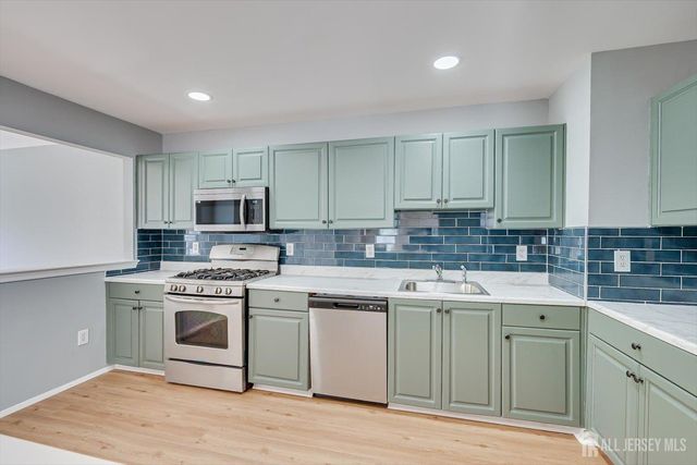 155 Vasser Drive, Piscataway, NJ 08854
