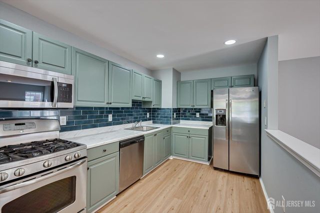 155 Vasser Drive, Piscataway, NJ 08854