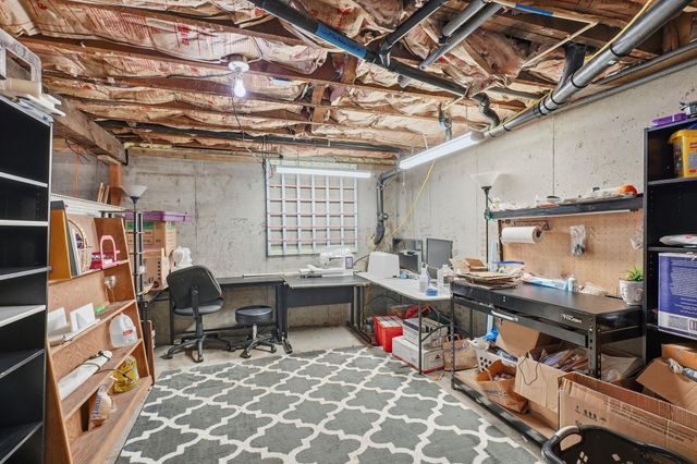 1213 W Maxwell Ave, Spokane, WA 99201