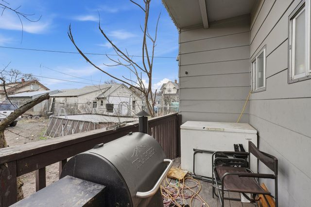 1213 W Maxwell Ave, Spokane, WA 99201