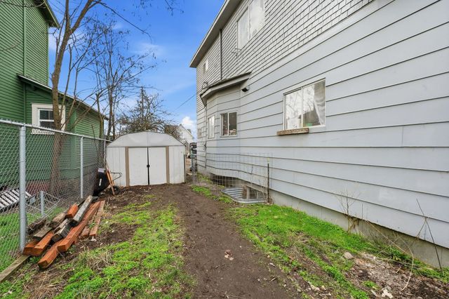 1213 W Maxwell Ave, Spokane, WA 99201