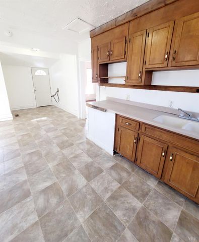 58 Federal Street, Lynchburg, VA 24504