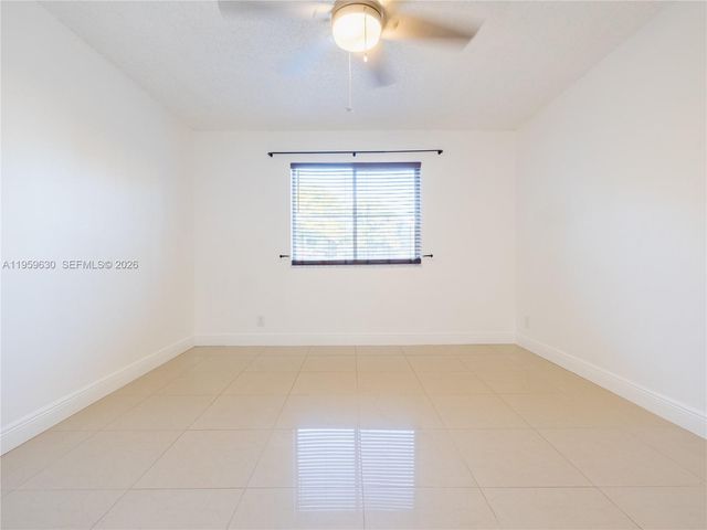 9955 Westview Dr 215, Coral Springs, FL 33076