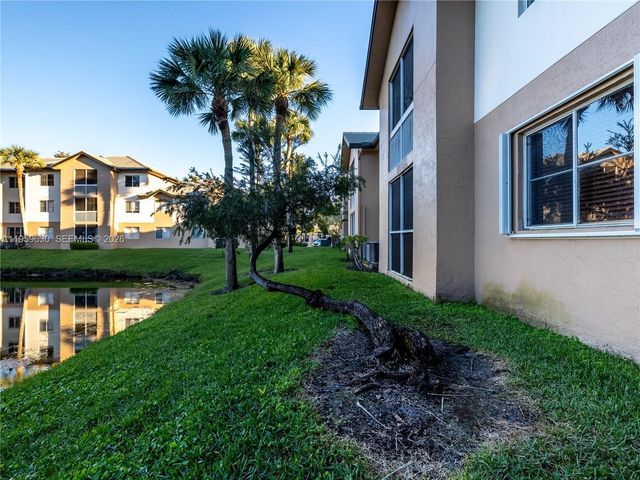 9955 Westview Dr 215, Coral Springs, FL 33076