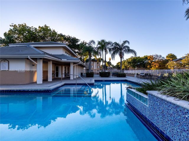 9955 Westview Dr 215, Coral Springs, FL 33076