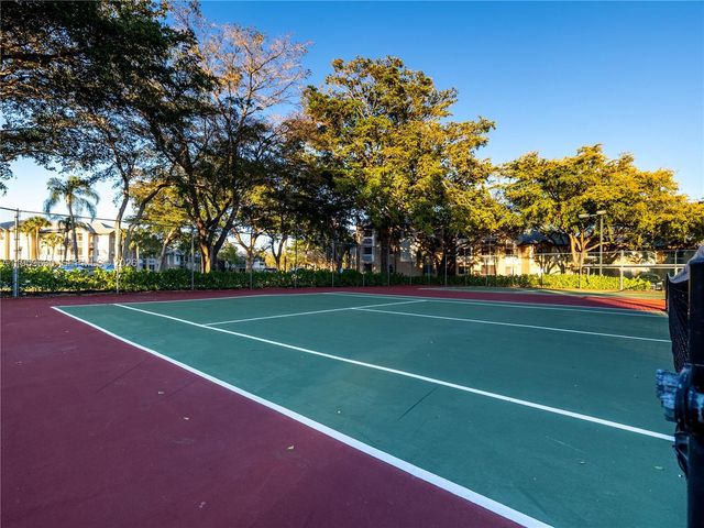 9955 Westview Dr 215, Coral Springs, FL 33076