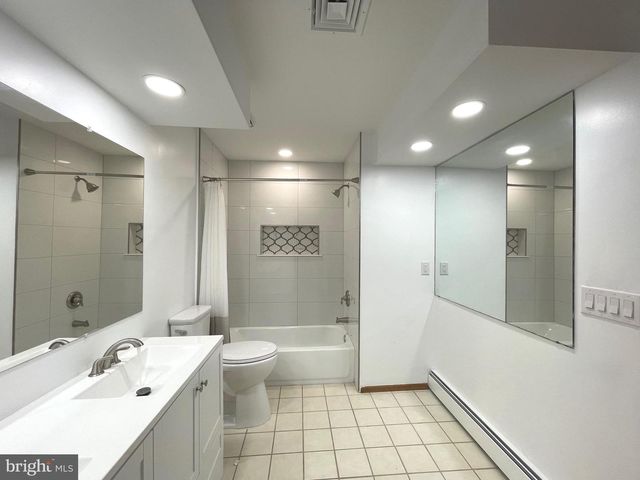 705 PRINCETON RD, Lanoka Harbor, NJ 08734