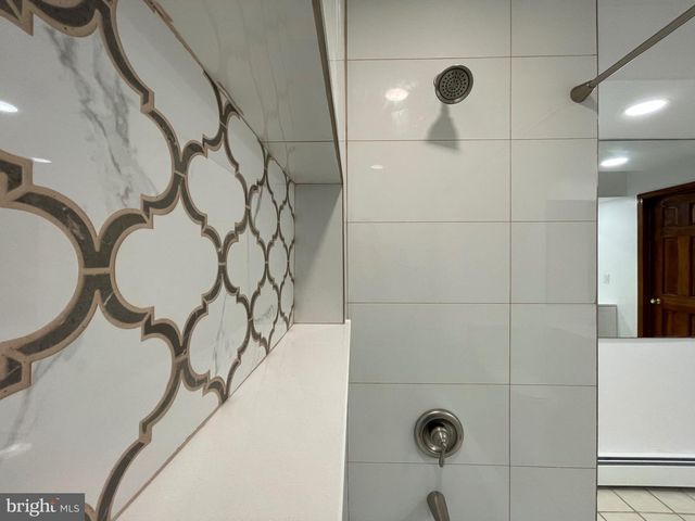 705 PRINCETON RD, Lanoka Harbor, NJ 08734