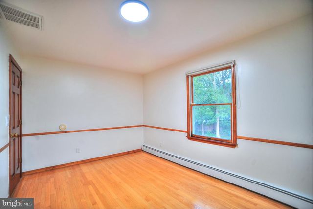 705 PRINCETON RD, Lanoka Harbor, NJ 08734