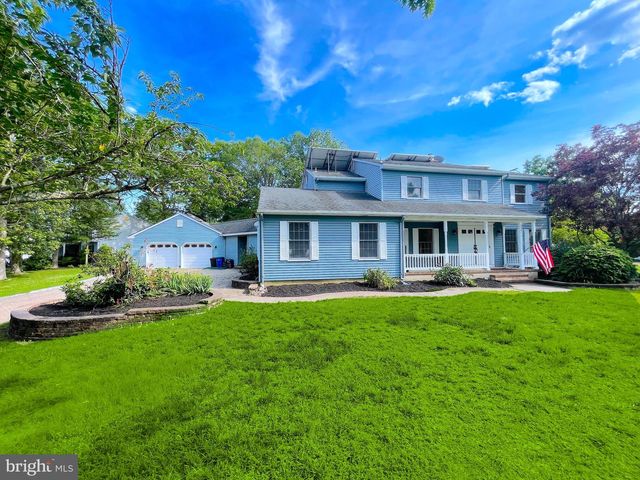 705 PRINCETON RD, Lanoka Harbor, NJ 08734