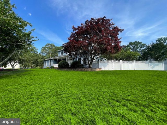 705 PRINCETON RD, Lanoka Harbor, NJ 08734