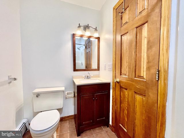 705 PRINCETON RD, Lanoka Harbor, NJ 08734