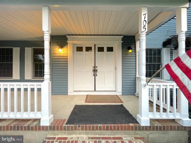 705 PRINCETON RD, Lanoka Harbor, NJ 08734