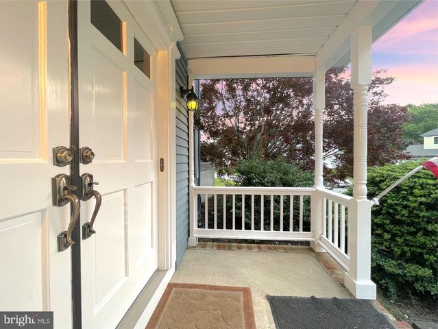 705 PRINCETON RD, Lanoka Harbor, NJ 08734