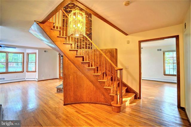 705 PRINCETON RD, Lanoka Harbor, NJ 08734