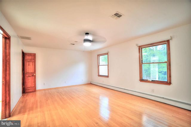 705 PRINCETON RD, Lanoka Harbor, NJ 08734