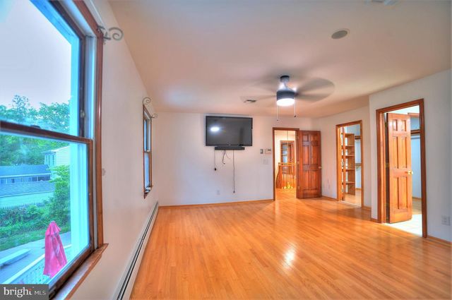 705 PRINCETON RD, Lanoka Harbor, NJ 08734