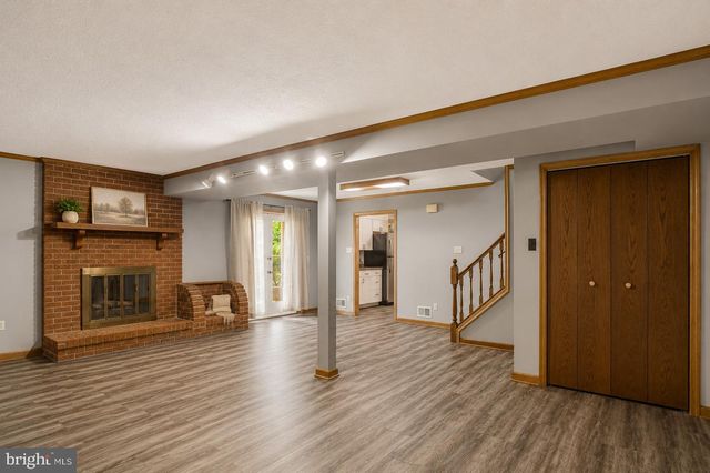 17082 PRINCE FREDERICK RD, Hughesville, MD 20637