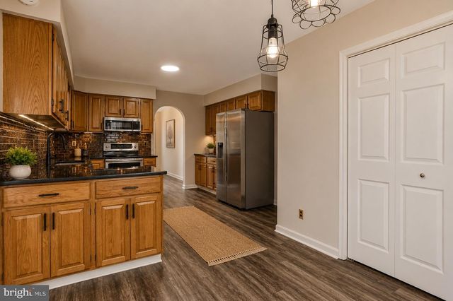 17082 PRINCE FREDERICK RD, Hughesville, MD 20637