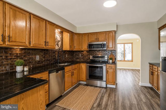 17082 PRINCE FREDERICK RD, Hughesville, MD 20637