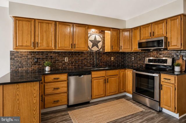 17082 PRINCE FREDERICK RD, Hughesville, MD 20637