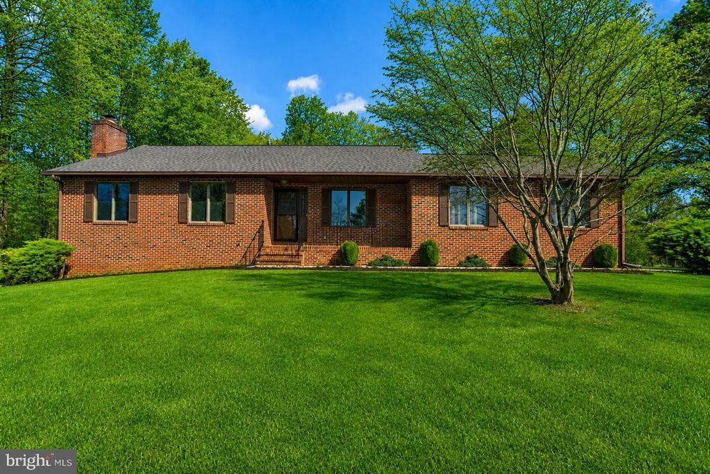 17082 PRINCE FREDERICK RD, Hughesville, MD 20637