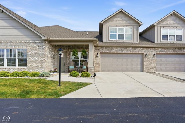 2307 Saddle Drive, Shelbyville, IN 46176