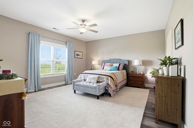 2307 Saddle Drive, Shelbyville, IN 46176