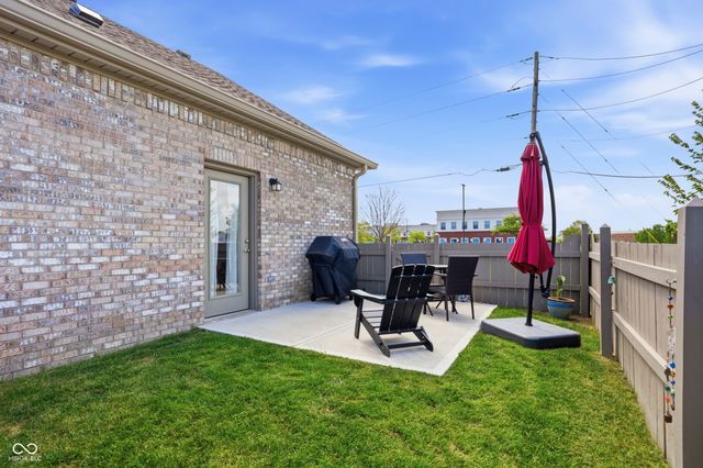 2307 Saddle Drive, Shelbyville, IN 46176