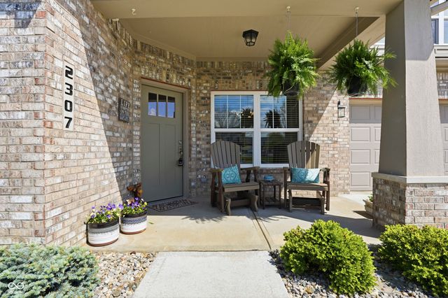 2307 Saddle Drive, Shelbyville, IN 46176