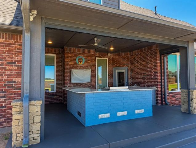 319 Taylam Road, Goldsby, OK 73093