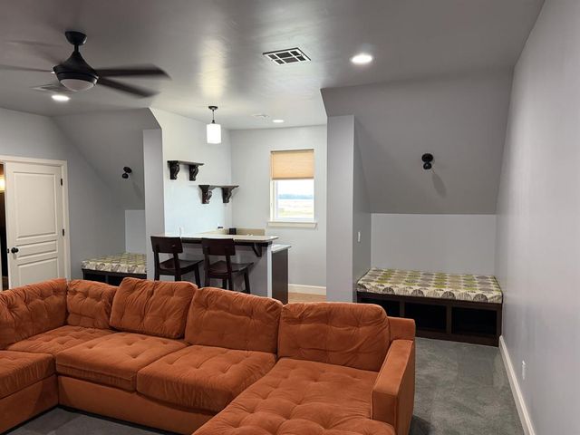 319 Taylam Road, Goldsby, OK 73093