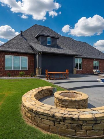 319 Taylam Road, Goldsby, OK 73093