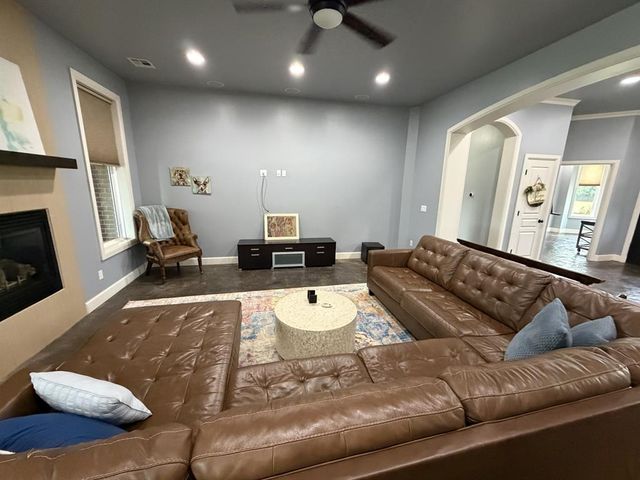 319 Taylam Road, Goldsby, OK 73093
