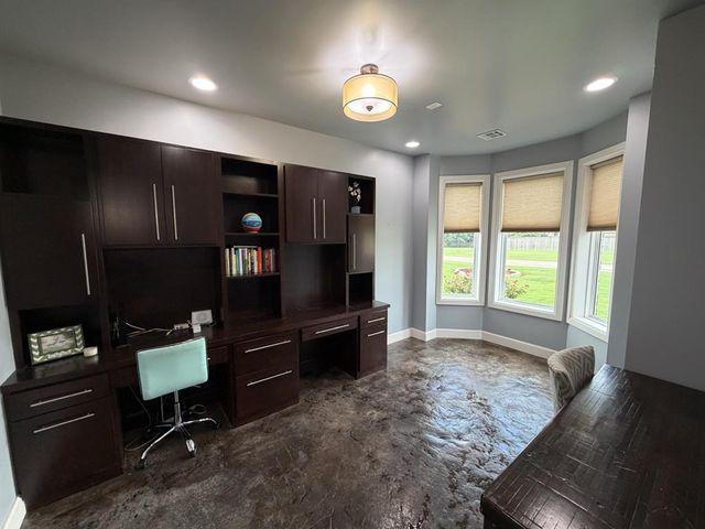 319 Taylam Road, Goldsby, OK 73093