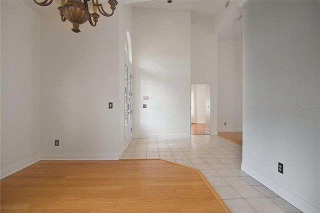 7725 APPLE TREE CIRCLE, Orlando, FL 32819